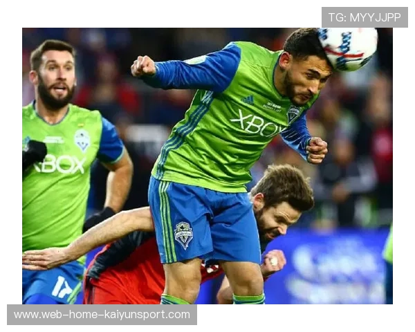 西雅图海湾人边路穿透彻底,鲁伊迪亚斯劲射洞穿球门